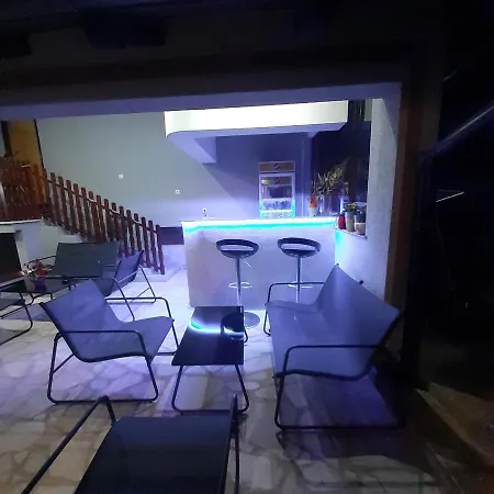 Djokic Sa Bazenom Διαμέρισμα