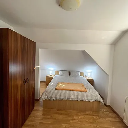 Διαμέρισμα Djokic Sa Bazenom *