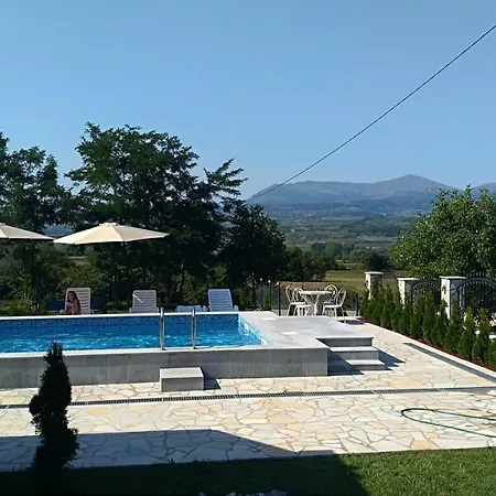 Djokic Sa Bazenom Διαμέρισμα *